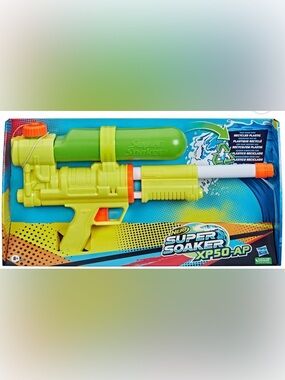 Nerf Super Soaker Neon Green and Orange Water Blaster